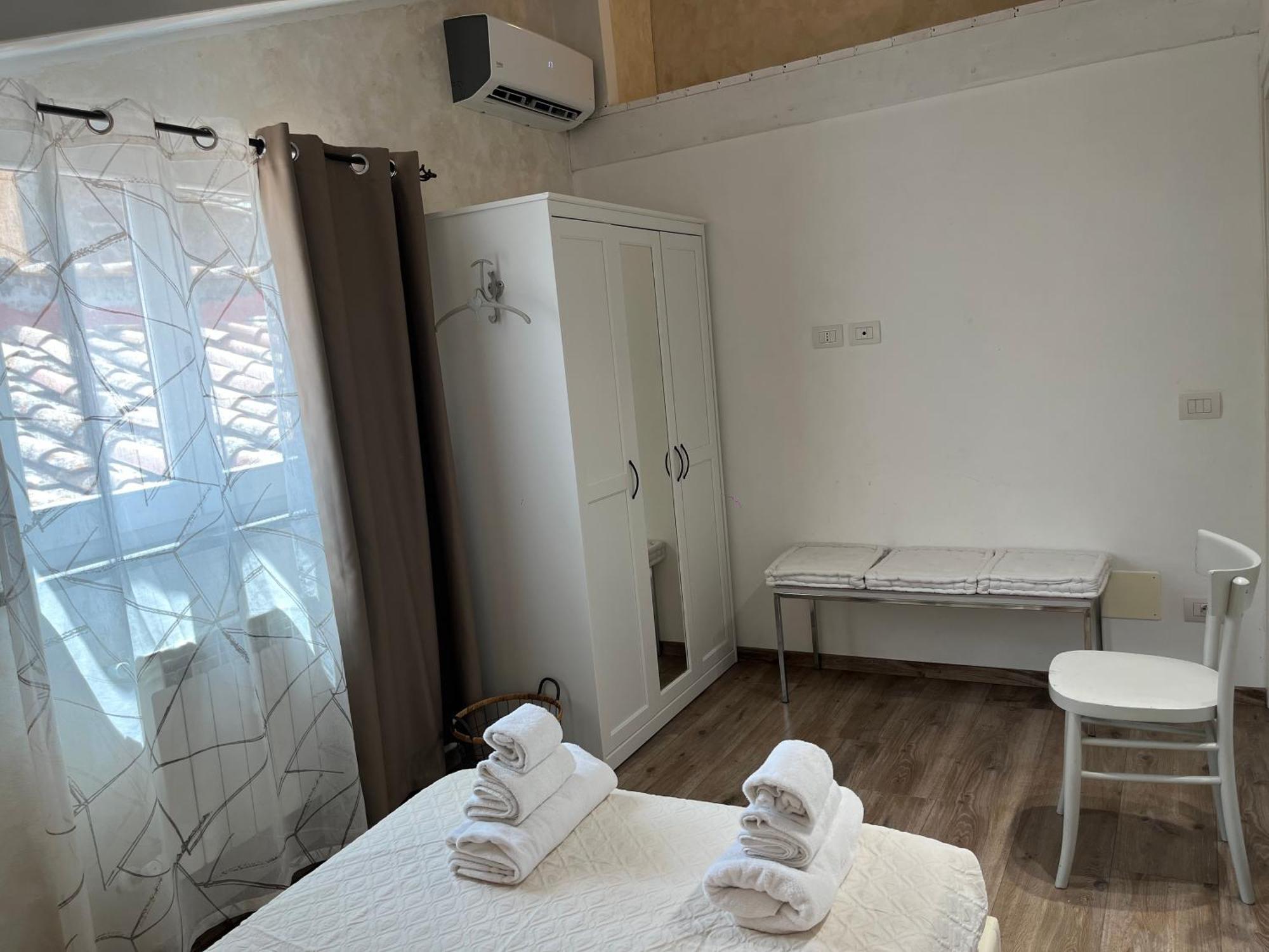 San Faustino Guesthouse Domus Tuscia Viterbe Extérieur photo